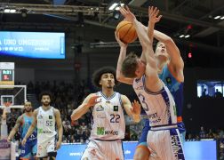 Medipolis SC Jena Fraport Skyliners Frankfurt 04